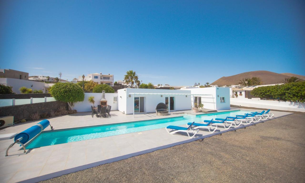 Casa Conil With A Private 25 Meter Heated Pool Villa ภายนอก รูปภาพ