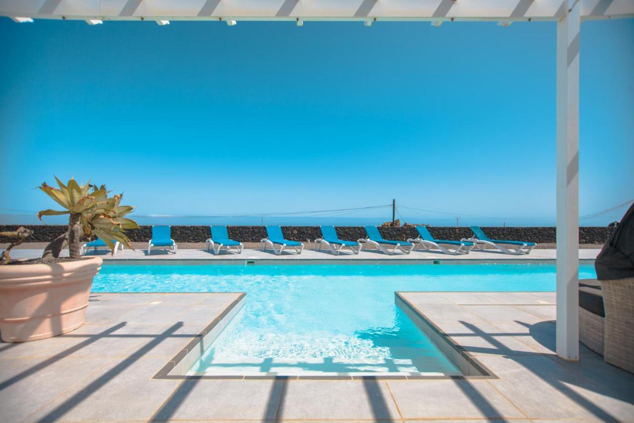 Casa Conil With A Private 25 Meter Heated Pool Villa ภายนอก รูปภาพ