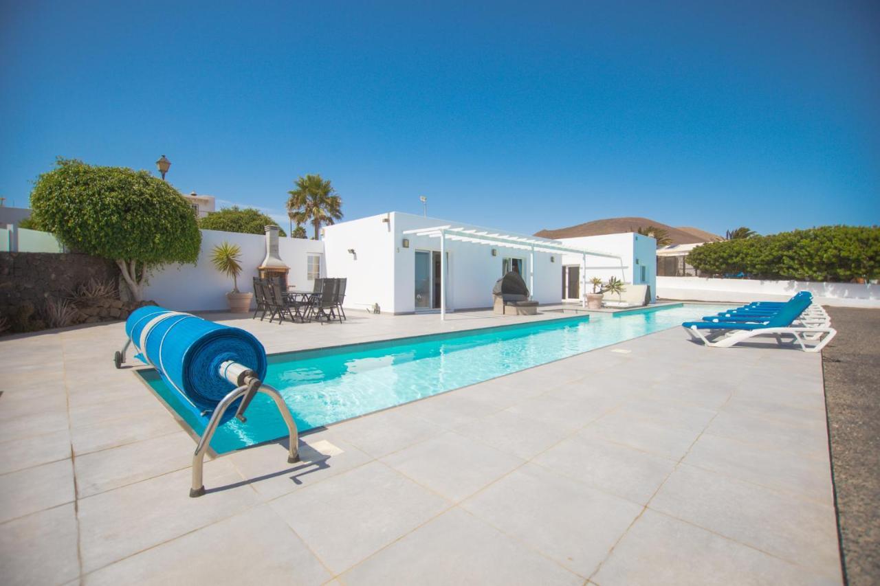 Casa Conil With A Private 25 Meter Heated Pool Villa ภายนอก รูปภาพ